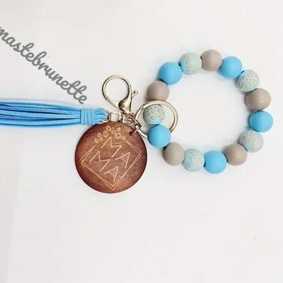 Wooden Beaded Mama Keychain Bag Charm With Blue Tassel - Picture 7 of 11